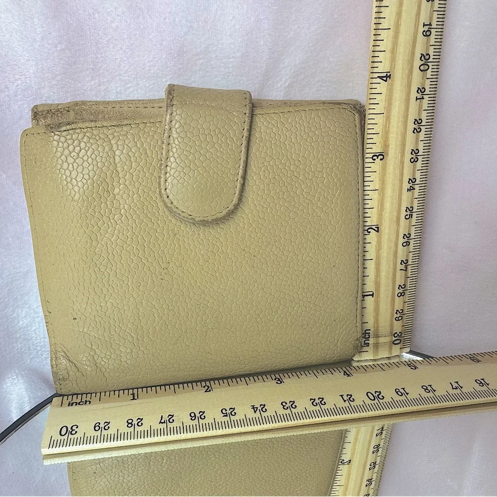 Chanel Bifold Wallet 6-Series Beige Caviar Vintage Authentic W Card Rare 2000s - Picture 14 of 15